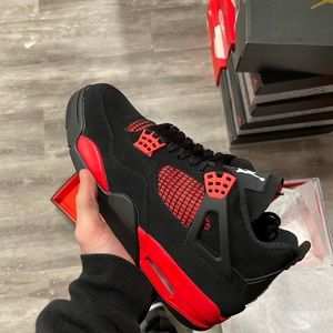 Jordan 4 Red Thunder multiple sizes gradeschool and men